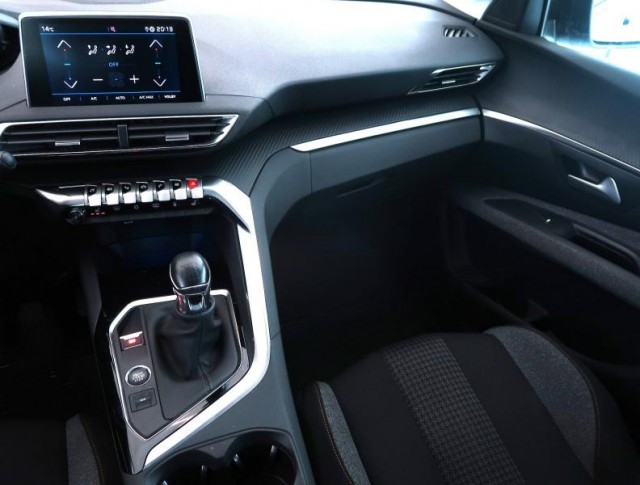 Peugeot 5008  PureTech 130 Active Pack