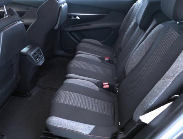 Peugeot 5008  PureTech 130 Active Pack