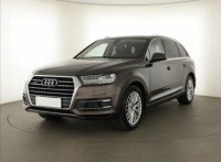 Audi Q7  3.0 TDI 