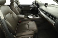 Audi Q7  3.0 TDI 