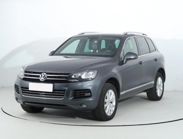 Volkswagen Touareg  3.0 TDI 
