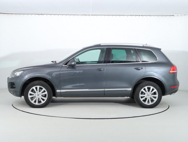 Volkswagen Touareg  3.0 TDI 