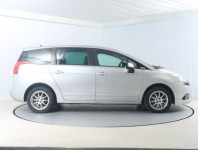 Peugeot 5008  1.6 HDi 