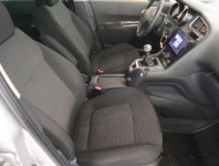 Peugeot 5008  1.6 HDi 