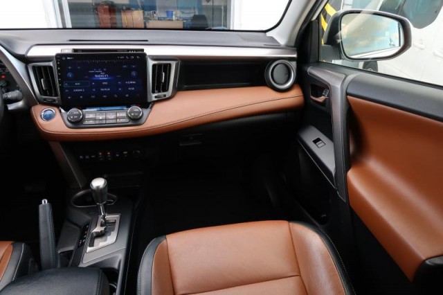 Toyota RAV 4  2.5 Hybrid 