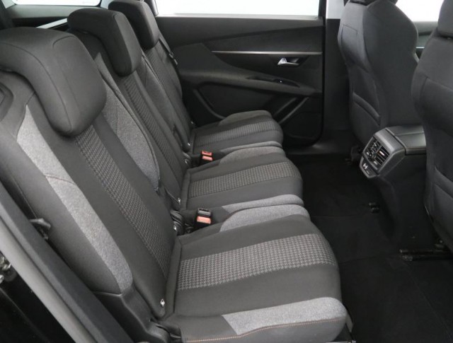 Peugeot 5008  1.5 BlueHDi Active