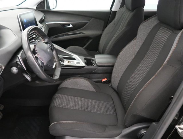 Peugeot 5008  1.5 BlueHDi Active