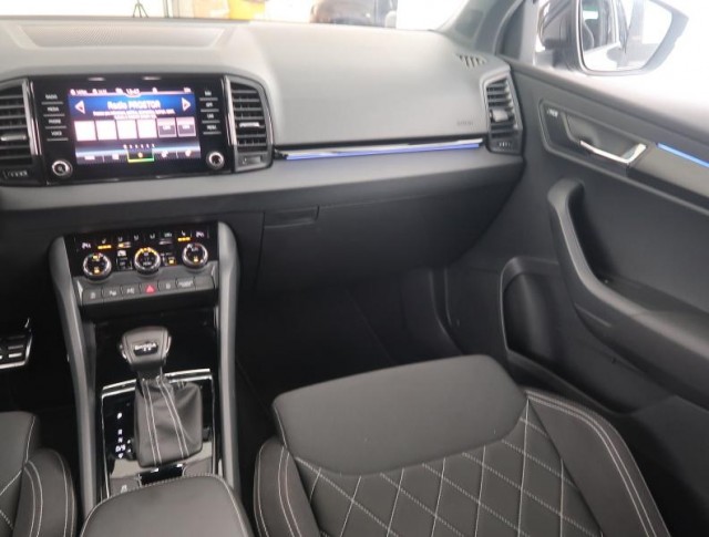 Škoda Karoq  1.5 TSI Sportline