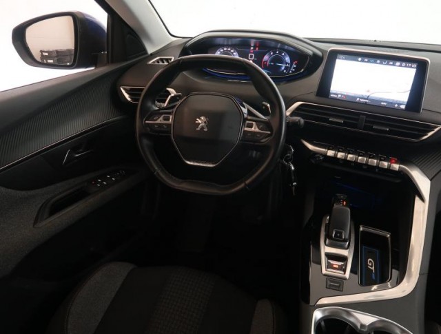 Peugeot 3008  1.2 PureTech 