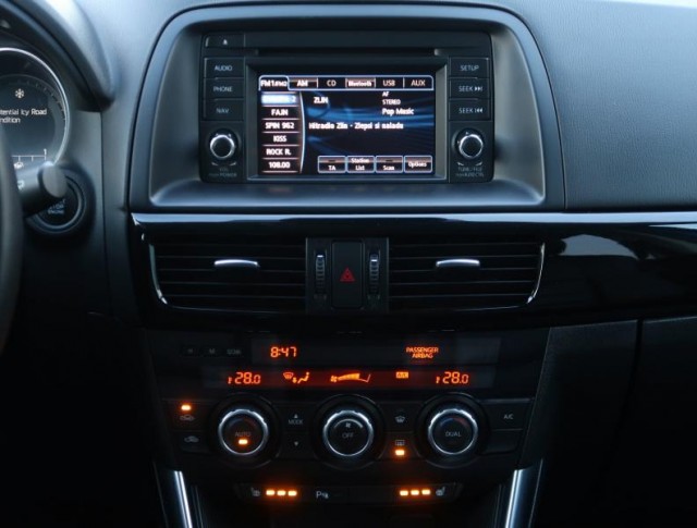 Mazda CX-5  2.0 Skyactiv-G Revolution TOP