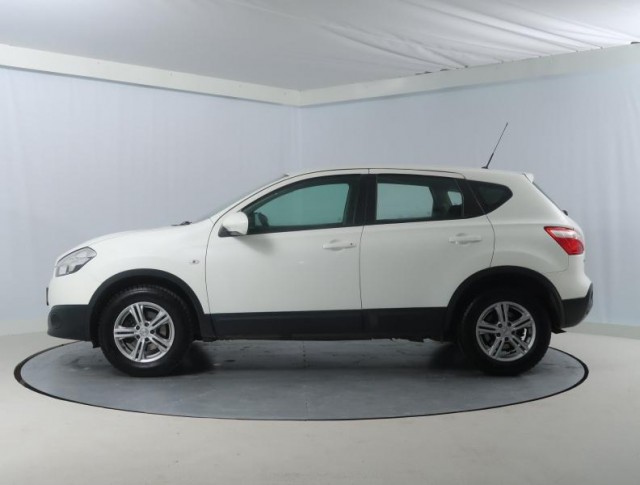 Nissan Qashqai  1.6 