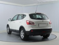 Nissan Qashqai  1.6 