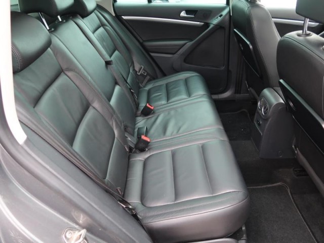 Volkswagen Tiguan  2.0 TDI 