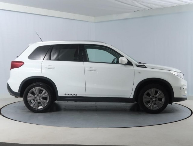 Suzuki Vitara  1.6 VVT Premium