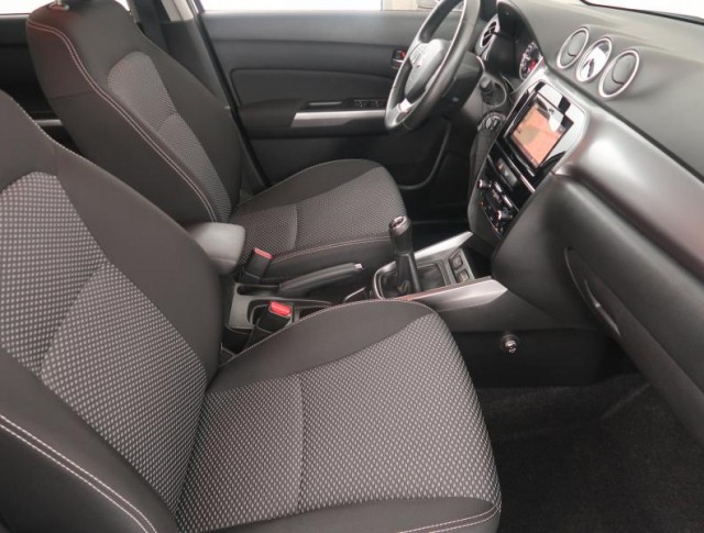 Suzuki Vitara  1.6 VVT Premium