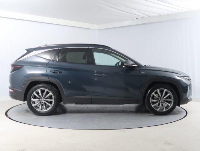 Hyundai Tucson  1.6 T-GDI 48V MHEV Smart