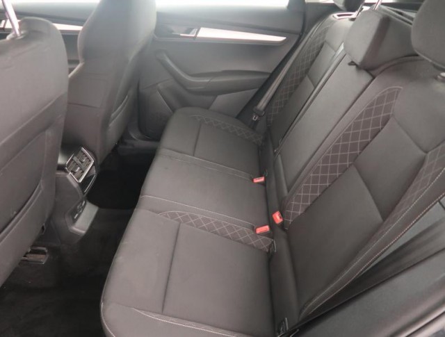 Škoda Karoq  1.5 TSI Ambition