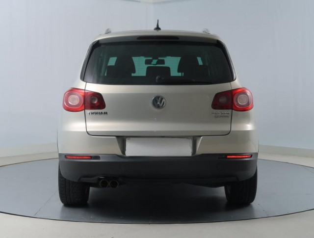 Volkswagen Tiguan  2.0 TDI 