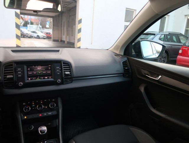 Škoda Karoq  1.5 TSI 