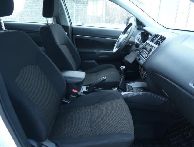 Mitsubishi ASX  1.6 MIVEC 