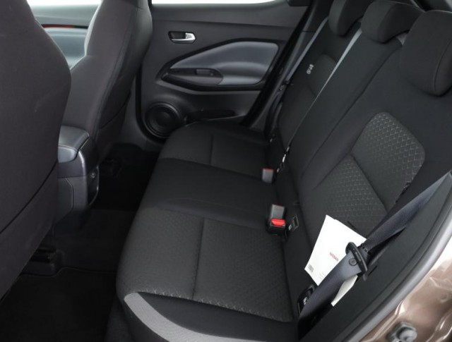 Nissan Juke  1.0 DIG-T 