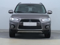 Mitsubishi Outlander  2.2 DI-D Instyle