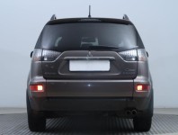 Mitsubishi Outlander  2.2 DI-D Instyle