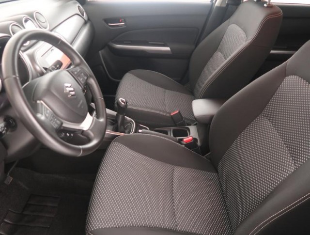 Suzuki Vitara  1.6 VVT Premium