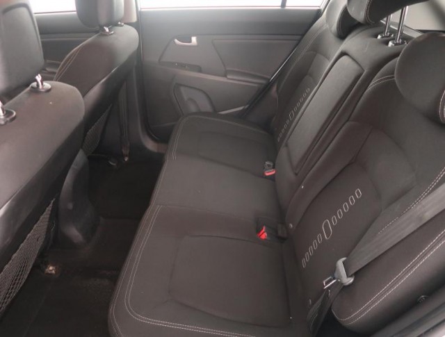 Kia Sportage  2.0 CRDi 