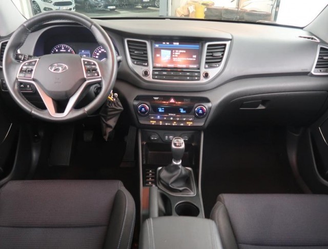 Hyundai Tucson  1.7 CRDi 