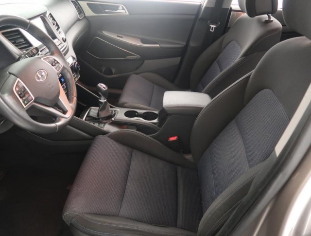 Hyundai Tucson  1.7 CRDi 