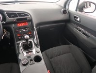 Peugeot 3008  1.6 HDi 