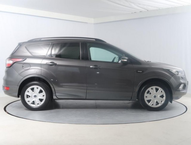 Ford Kuga  1.5 EcoBoost ST-Line