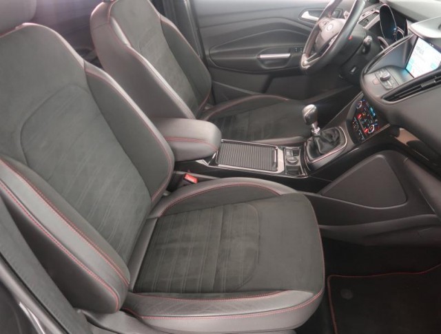 Ford Kuga  1.5 EcoBoost ST-Line