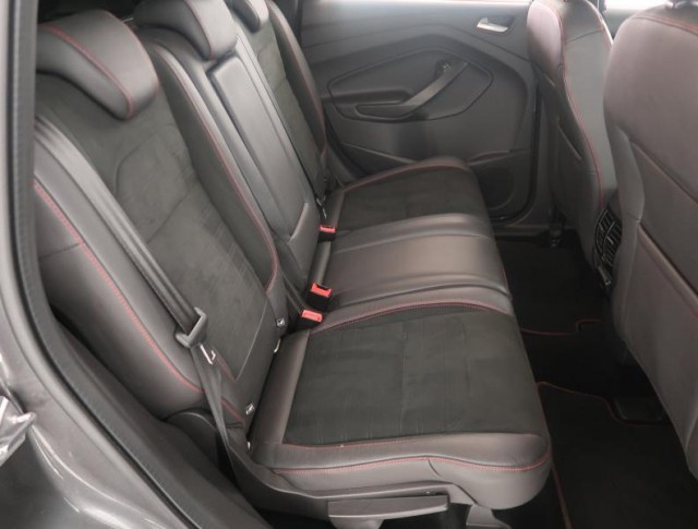 Ford Kuga  1.5 EcoBoost ST-Line