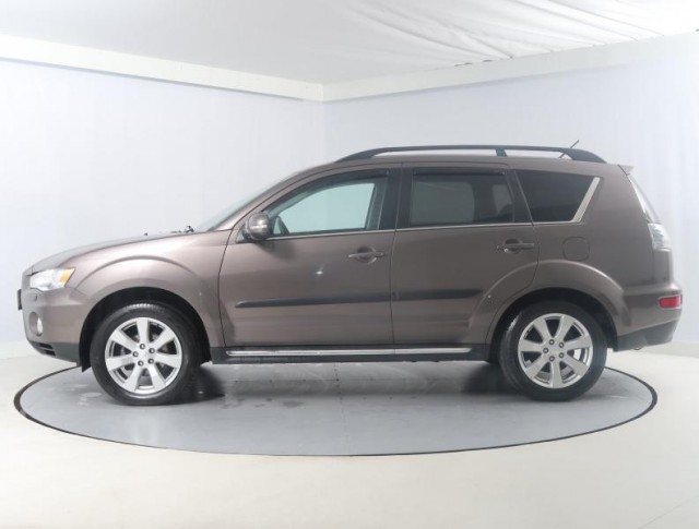 Mitsubishi Outlander  2.2 DI-D 
