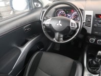 Mitsubishi Outlander  2.2 DI-D 
