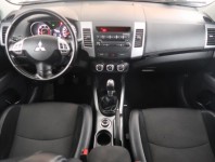 Mitsubishi Outlander  2.2 DI-D 