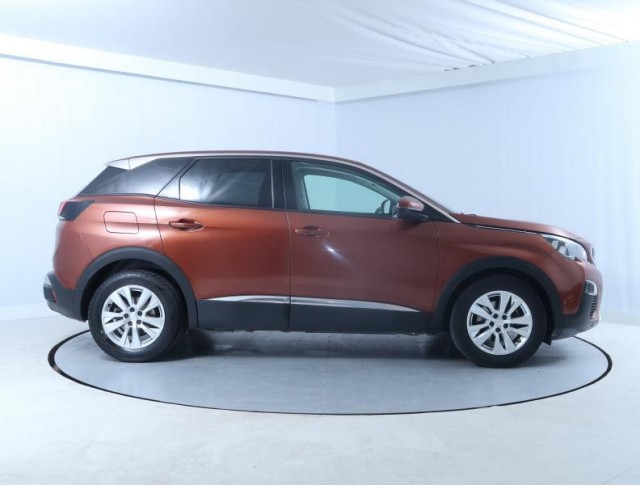 Peugeot 3008  1.5 BlueHDi Allure Pack