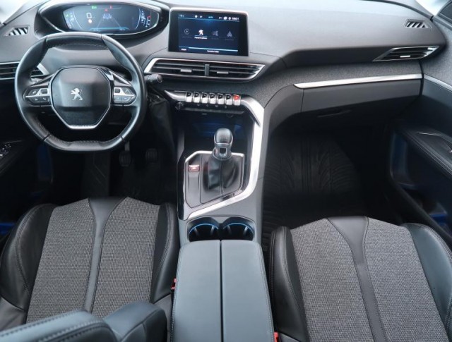 Peugeot 3008  1.5 BlueHDi Allure Pack