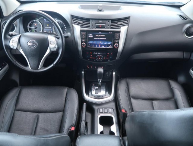 Nissan Navara  2.3 dCi 
