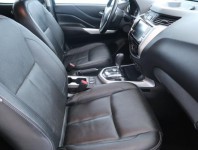 Nissan Navara  2.3 dCi 