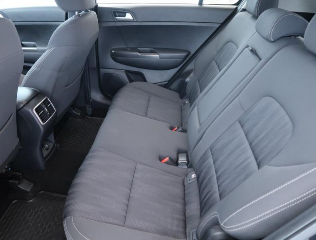 Kia Sportage  1.7 CRDi 