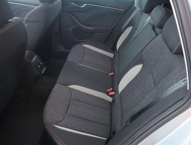 Škoda Kamiq  1.0 TSI Style