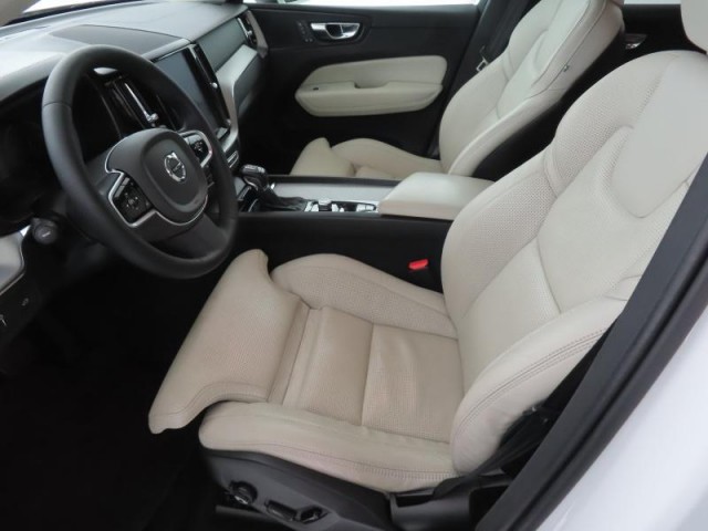 Volvo XC60  T5 AWD 