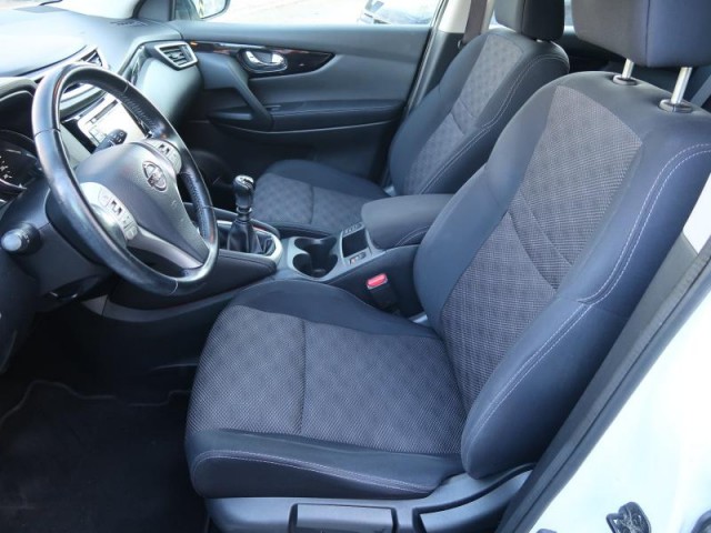 Nissan Qashqai  1.6 dCi Visia