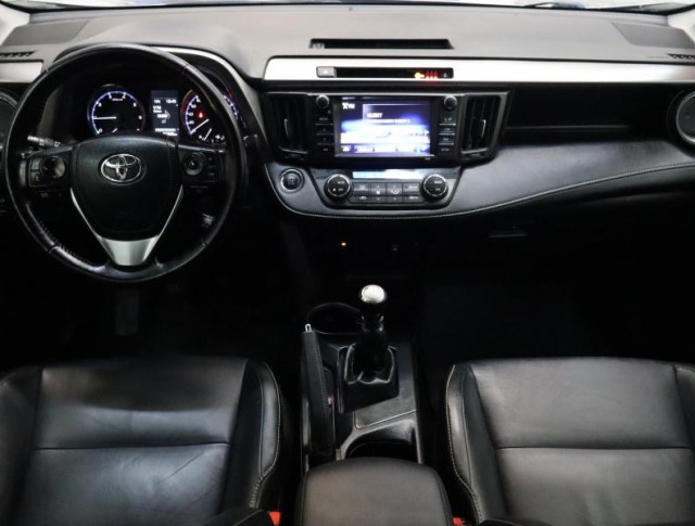 Toyota RAV 4  2.0 D-4D 