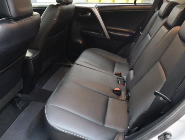 Toyota RAV 4  2.0 D-4D 