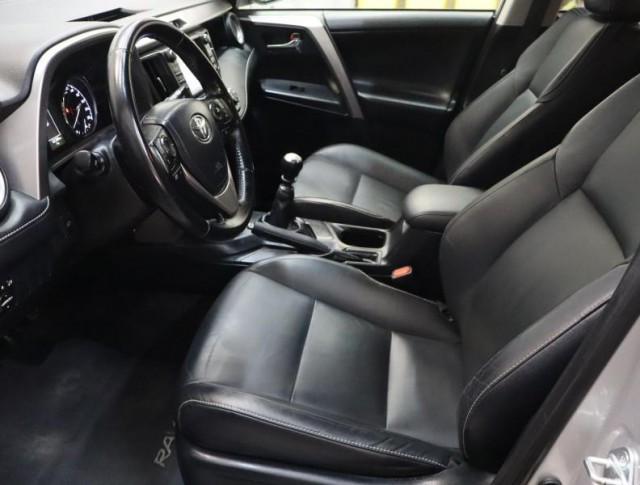 Toyota RAV 4  2.0 D-4D 