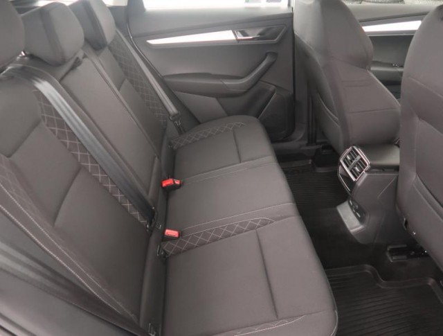 Škoda Karoq  1.0 TSI Ambition Plus